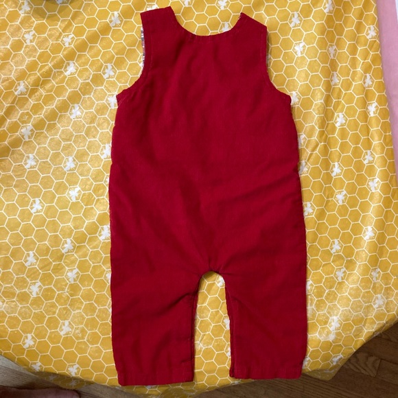 Adorable red corduroy overalls - Picture 3 of 3